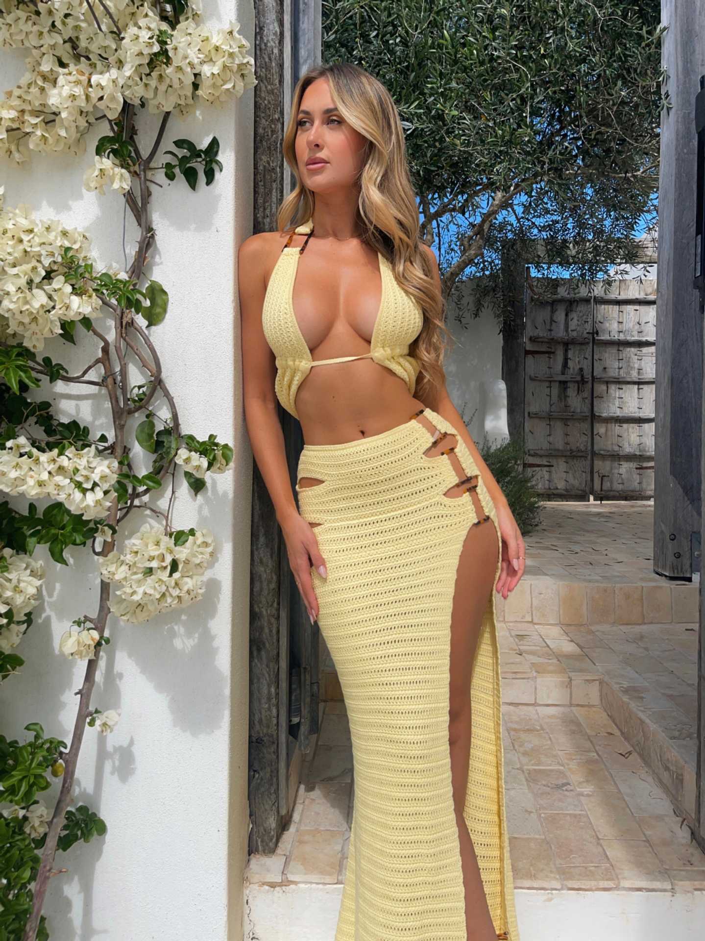 Beach Women's Solid Color Knitted Beach Bikini Swimsuit Blouse Sun-proof Set